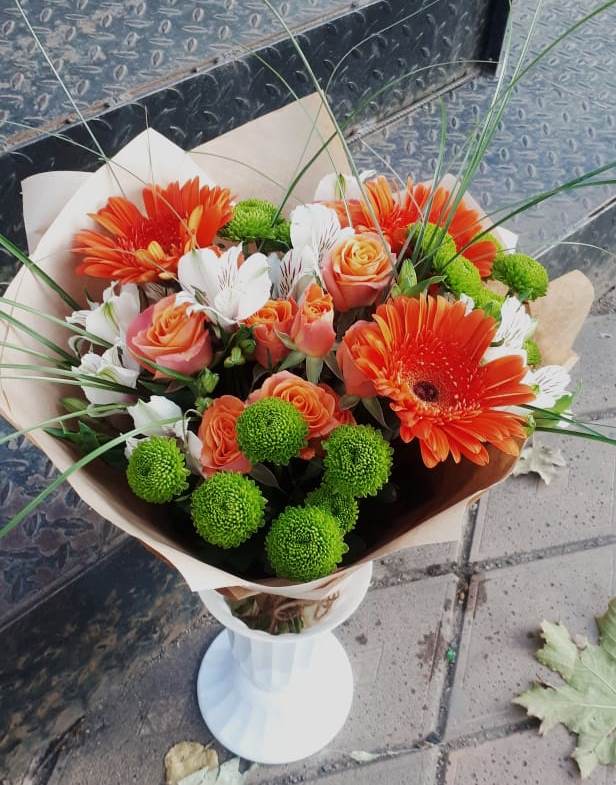Букет цветов из: Герберы, Хризантемы, Альстромерии и Розы в Ханино