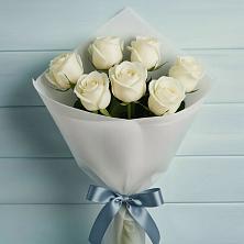 Букет 7 Белых роз Эдлесс Лав в Ханино