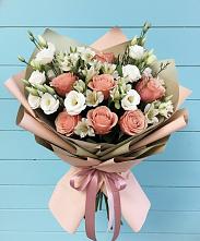 Букет цветов из:  Розы, Альстромерии и Лизиантусы в Ханино