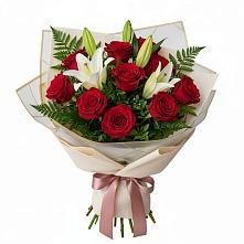 Букет цветов из:  Лилии и Розы в Ханино