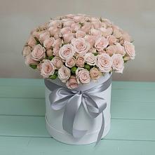 Цветочная композиция из Розы в шляпной коробке в Ханино