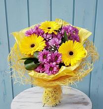 Букет цветов из:  Хризантемы и Герберы в Ханино