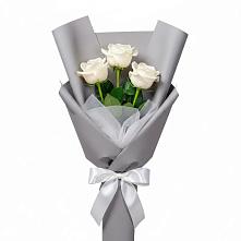 Букет 3 белые розы в Ханино