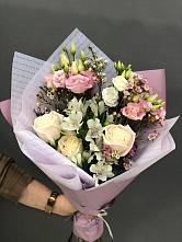 Букет цветов из:  Альстромерии, Розы и Лизиантусы #REPLACE_PRED# Ханино
