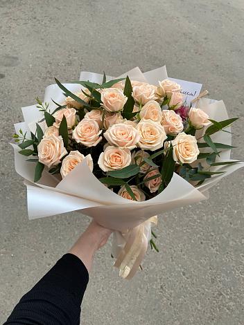 Букет Кремовые розы Латте в Ханино