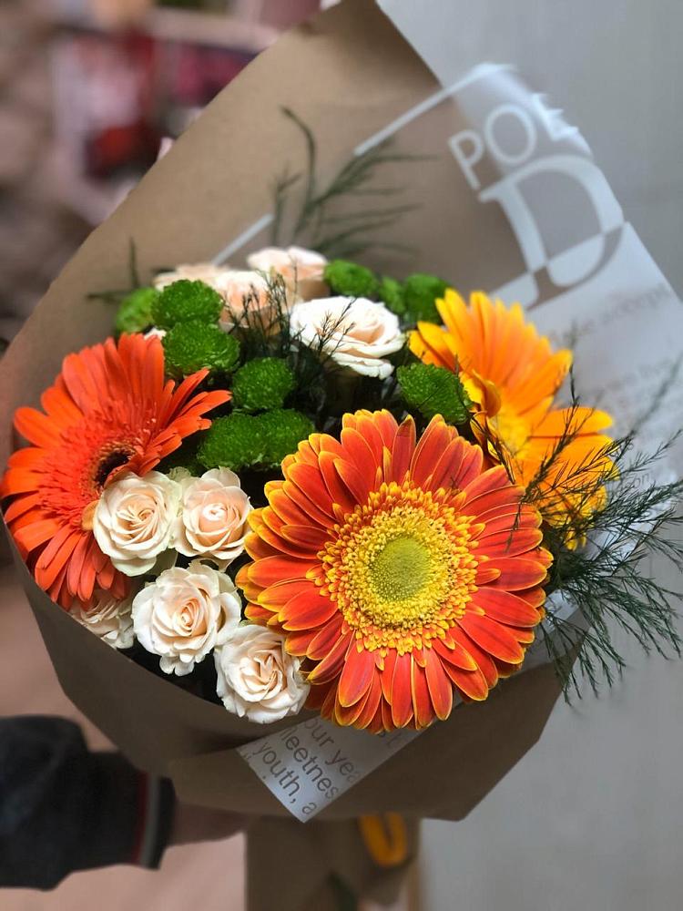 Букет цветов из: Герберы, Хризантемы и Розы в Ханино