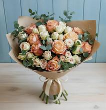 Букет цветов из:  Альстромерии и Розы в Ханино