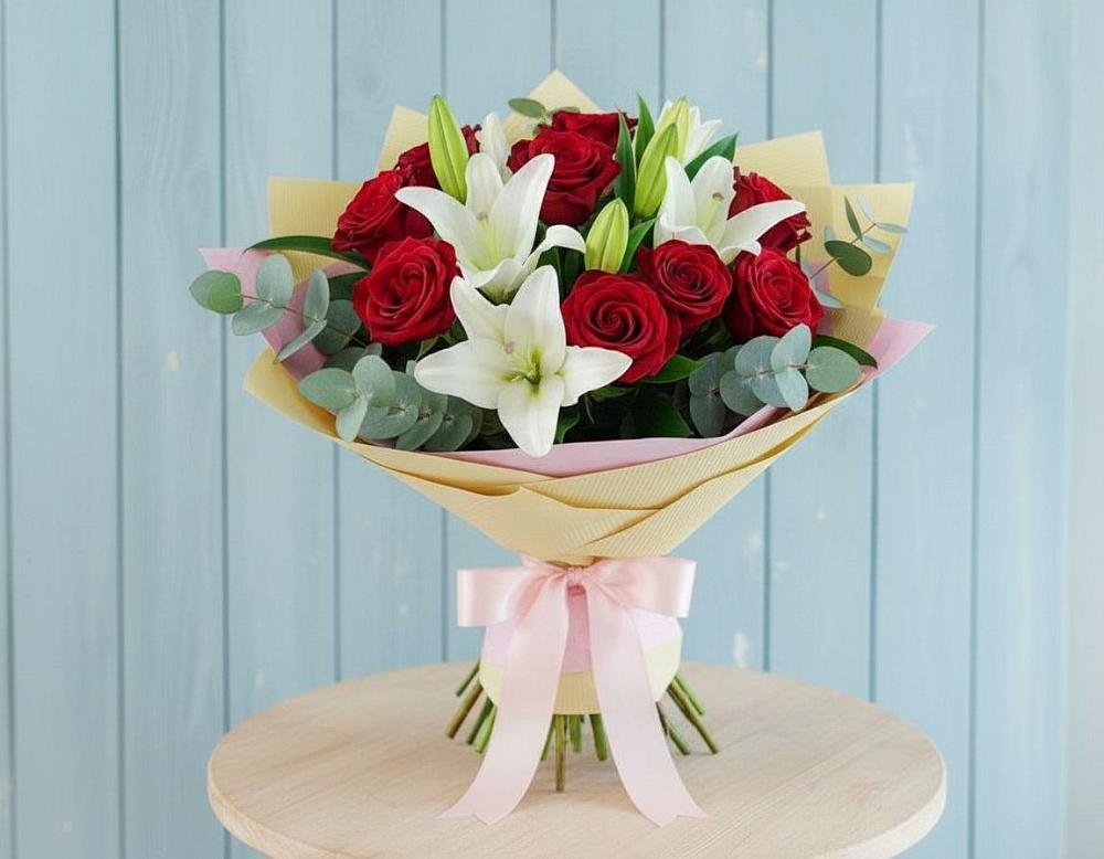 Букет цветов из: Лилии и Розы в Ханино
